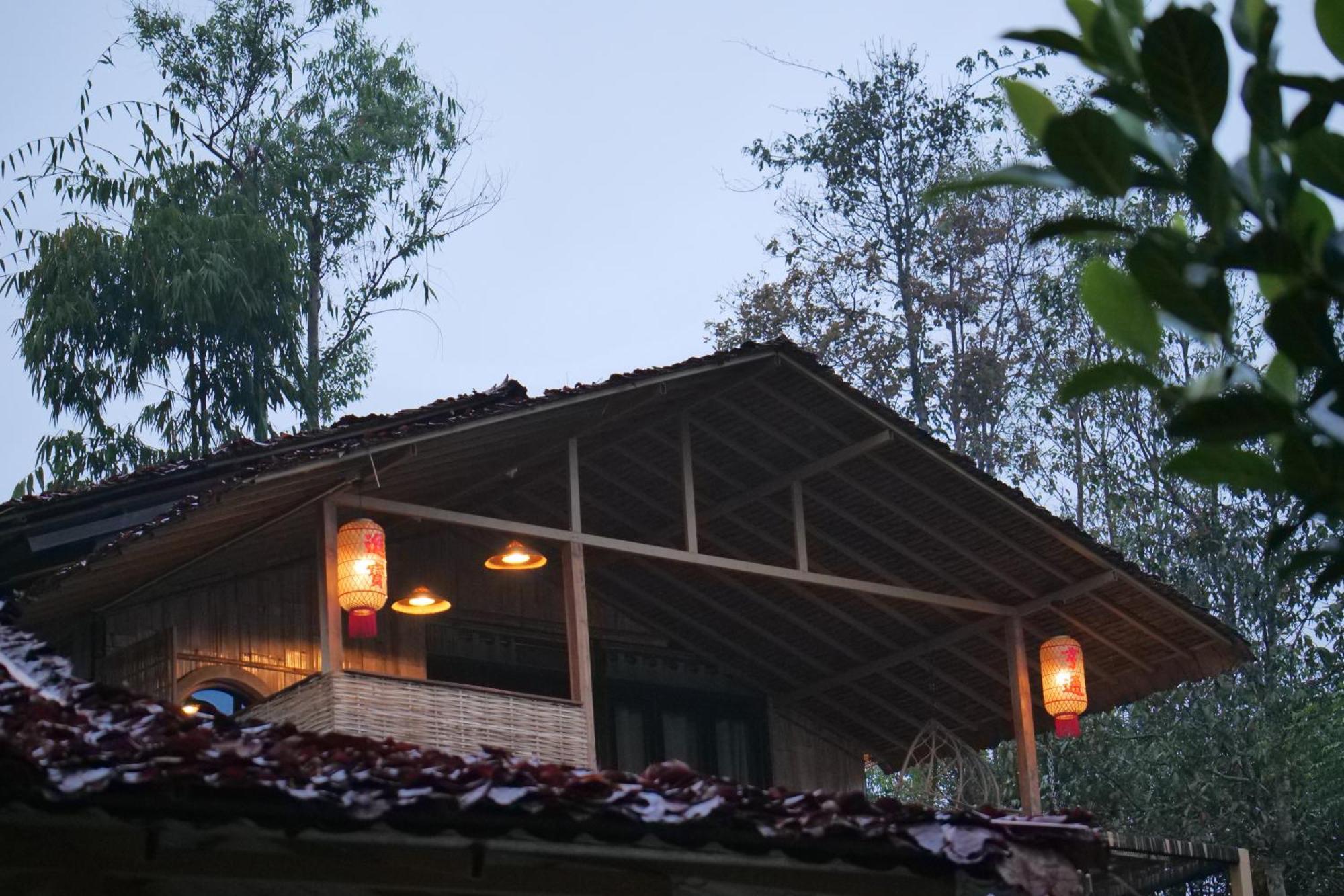 Hedreung Banrakthai Homestay And Camping Ban Rak Thai Екстериор снимка