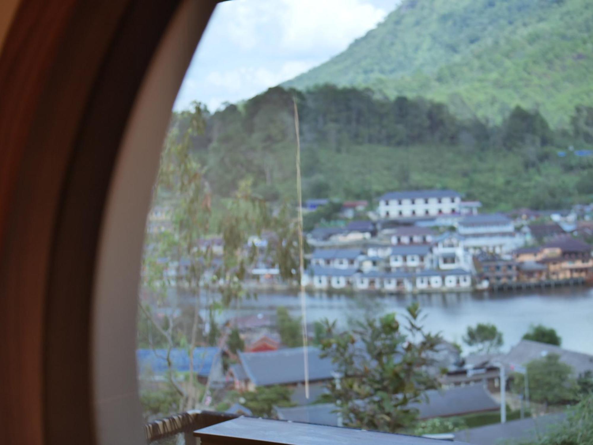 Hedreung Banrakthai Homestay And Camping Ban Rak Thai Екстериор снимка